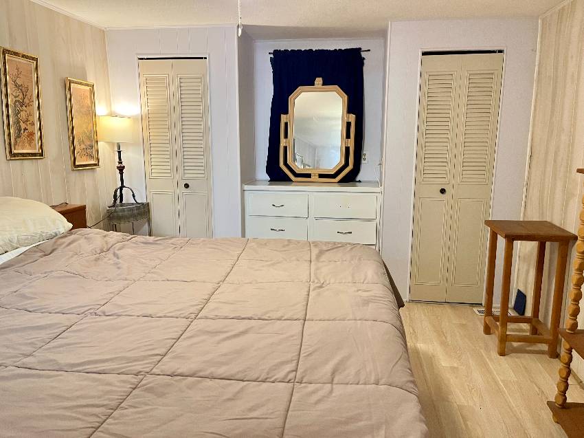 914 Eleuthera a Venice, FL Mobile or Manufactured Home for Sale
